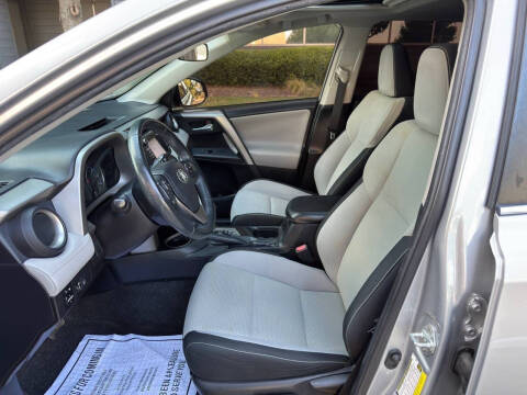 2017 Toyota RAV4 XLE