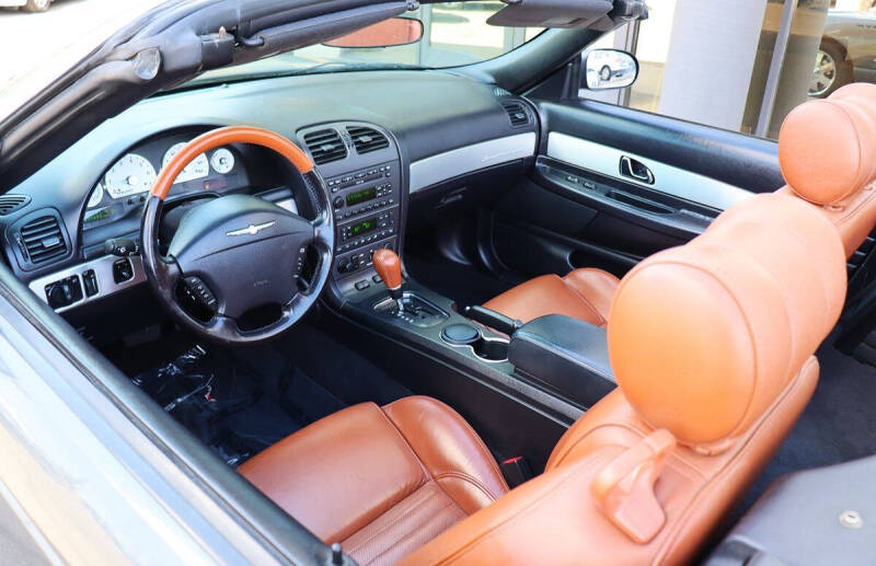 2003 Ford Thunderbird