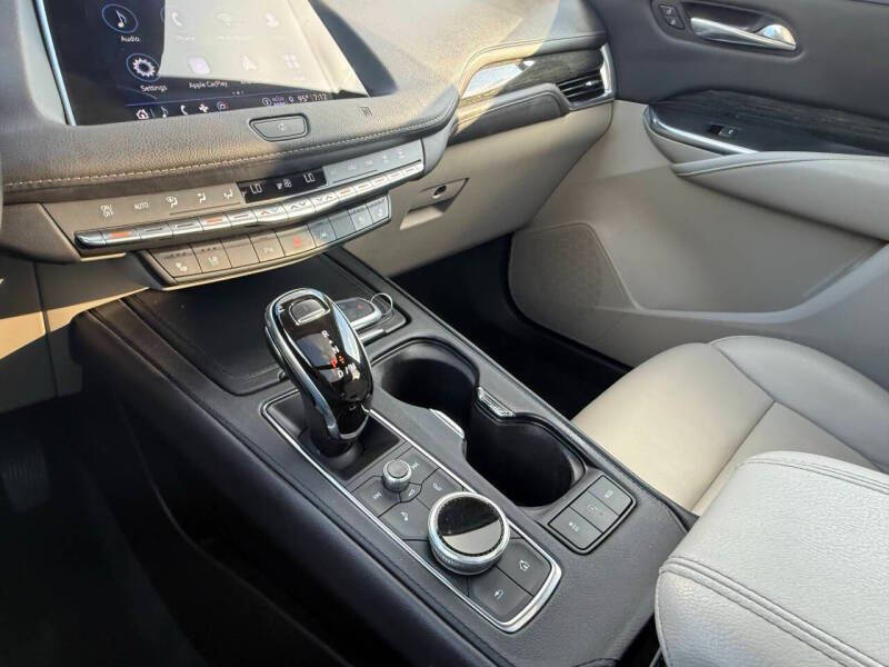 2021 Cadillac XT4 Premium Luxury