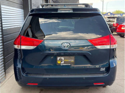 2011 Toyota Sienna