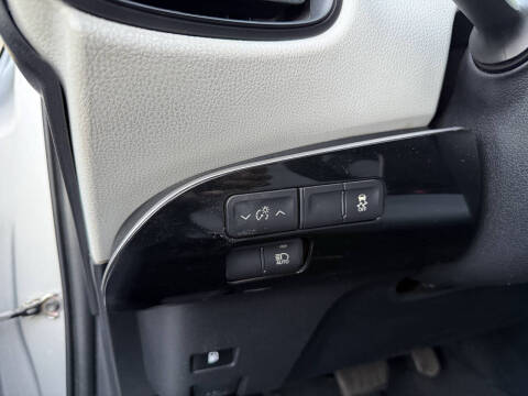 2017 Toyota Prius Two Eco