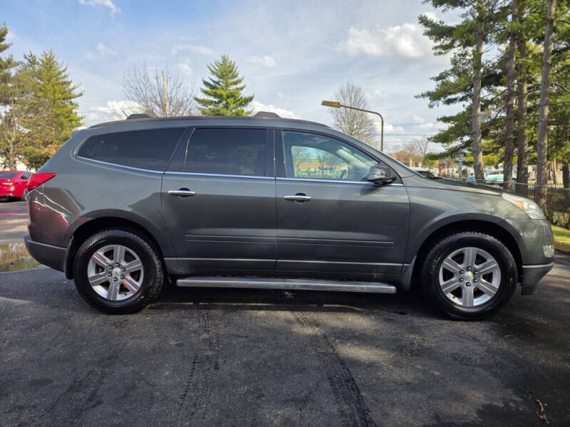 2011 Chevrolet Traverse LT