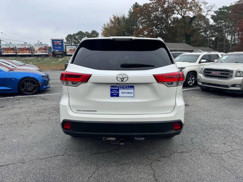 2017 Toyota Highlander LE