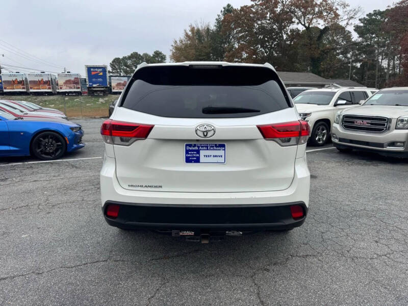 2017 Toyota Highlander LE