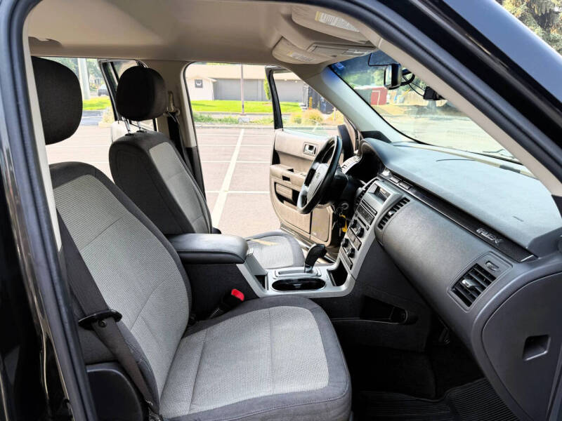 2012 Ford Flex SE