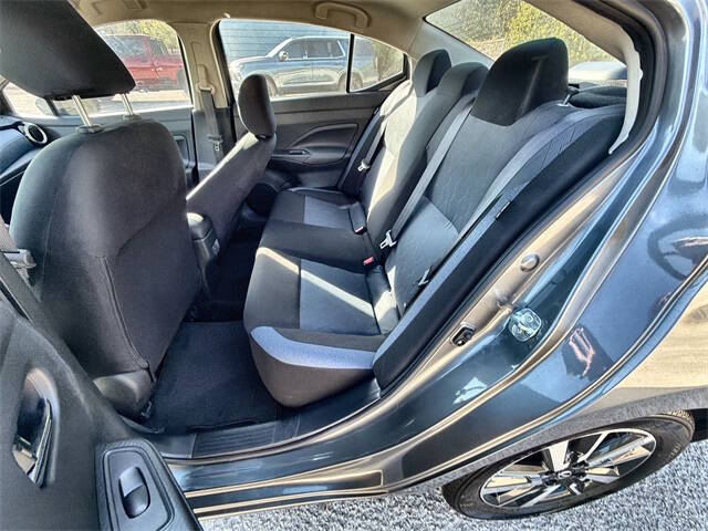 2025 Nissan Versa SV