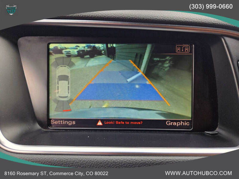 2011 Audi Q5 2.0T quattro Premium Plus