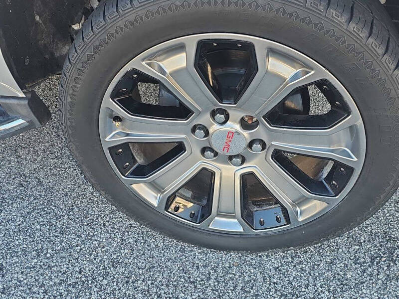2017 GMC Yukon SLT