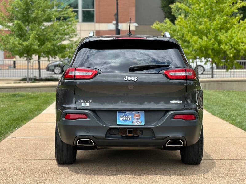 2015 Jeep Cherokee Altitude