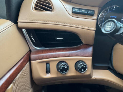 2016 Cadillac Escalade Platinum