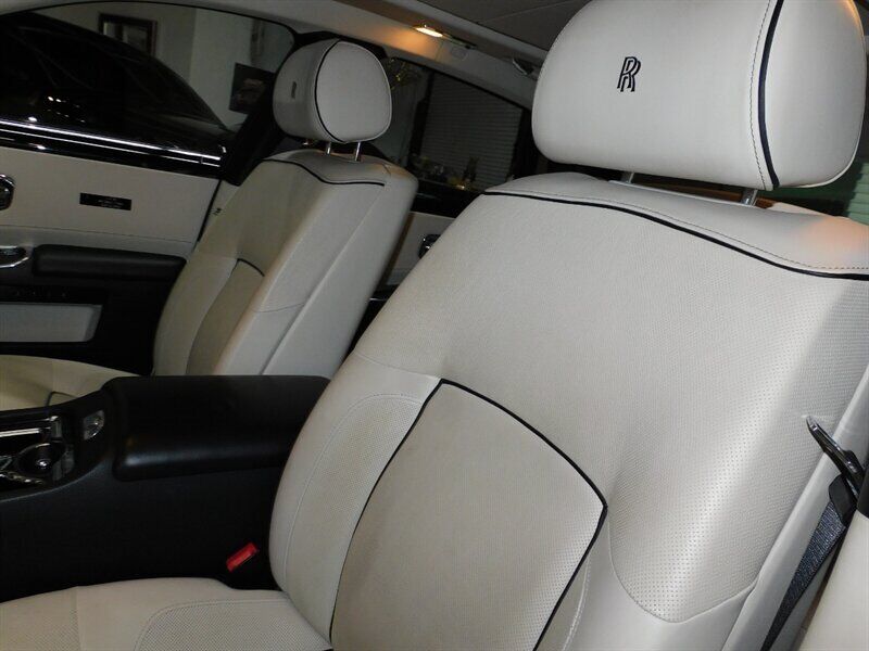 2014 Rolls-Royce Ghost 15