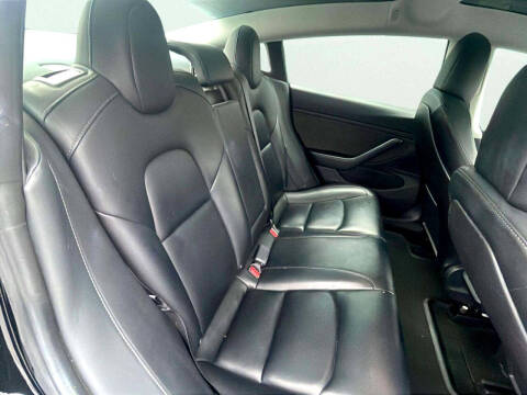 2019 Tesla Model 3 Mid Range