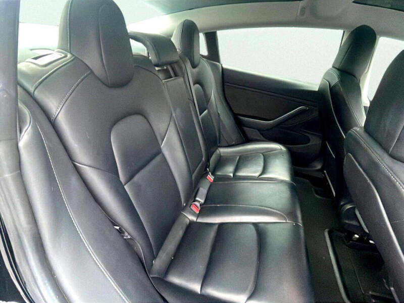 2019 Tesla Model 3 Mid Range