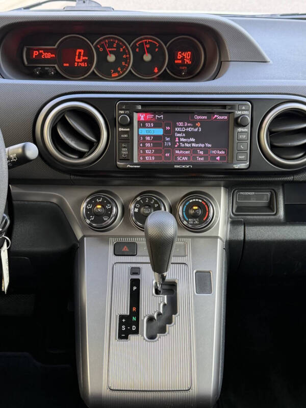 2014 Scion xB