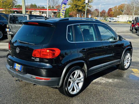 2012 Volkswagen Tiguan SEL 4Motion