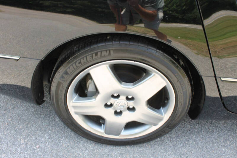 2004 Lexus LS 430