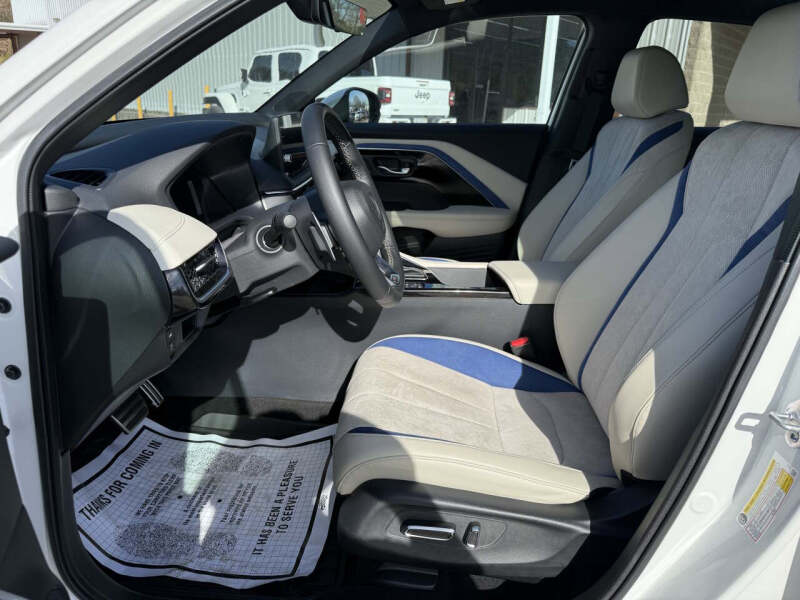 2025 Acura ADX w/A-SPEC