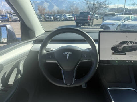 2024 Tesla Model Y Performance