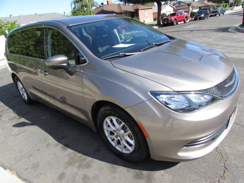 2017 Chrysler Pacifica Touring