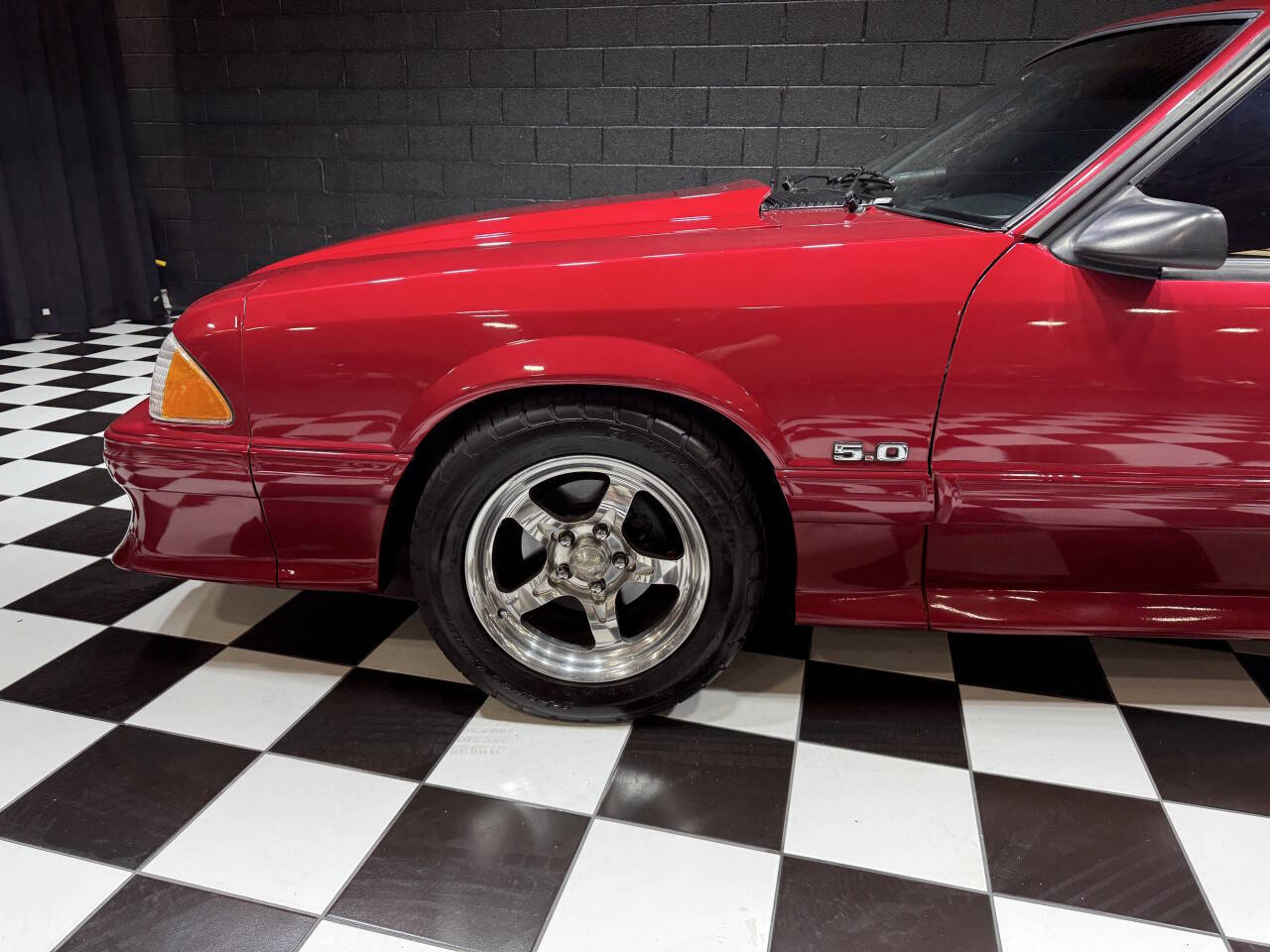 1991 Ford Mustang 17