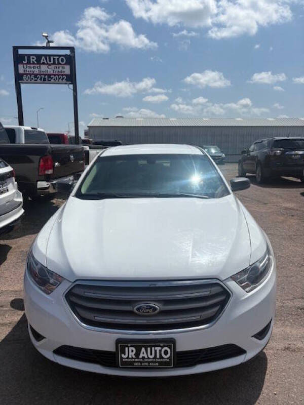 2016 Ford Taurus SE