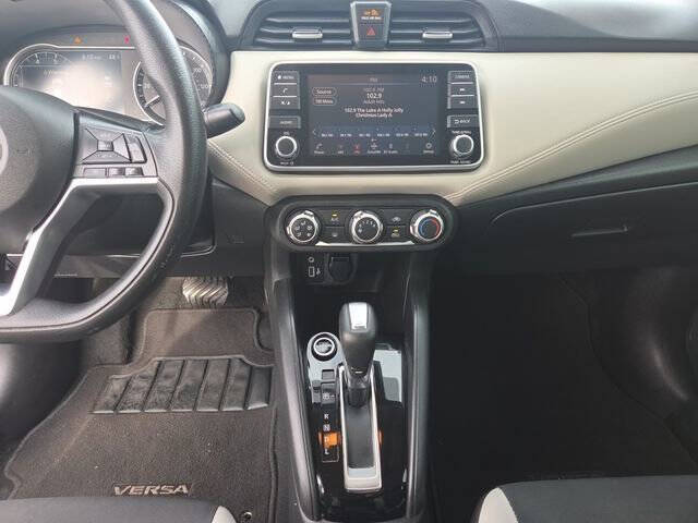 2020 Nissan Versa SV