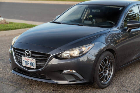 2016 Mazda MAZDA3 i Sport