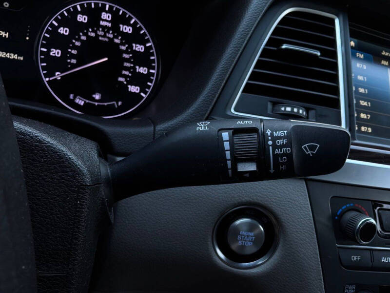 2016 Hyundai Genesis