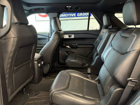 2022 Ford Explorer ST