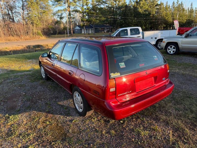 1997 Ford Escort LX photo 4