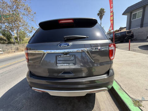 2017 Ford Explorer XLT