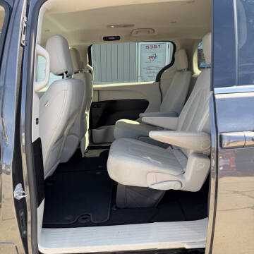 2017 Chrysler Pacifica Touring