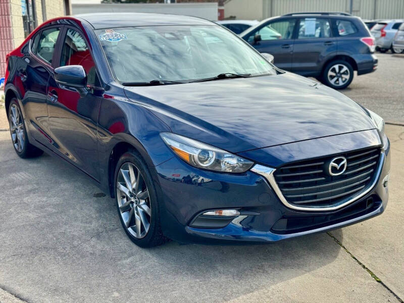 2018 Mazda MAZDA3 Touring