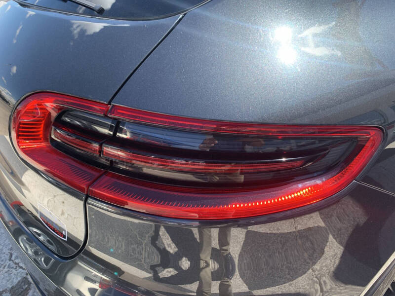 2017 Porsche Macan S