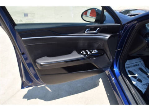 2025 Kia K5