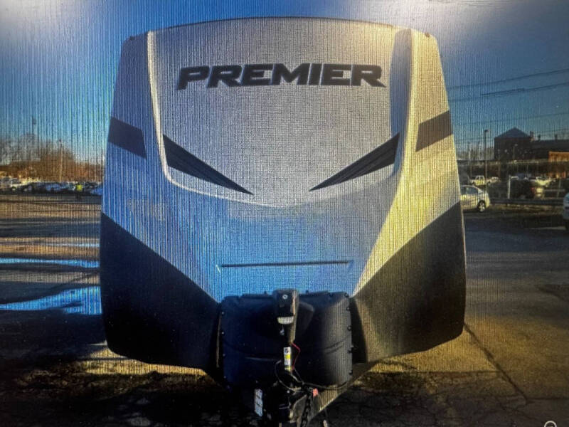 2022 Keystone RV Premiere