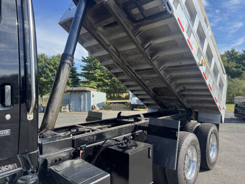 2005 Sterling LT 9500