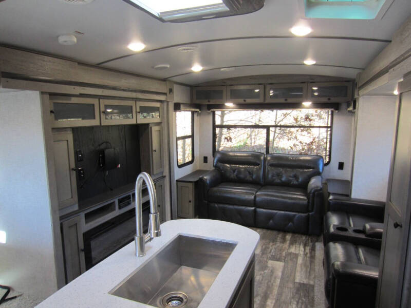 2019 Keystone RV Outback Series 330RL