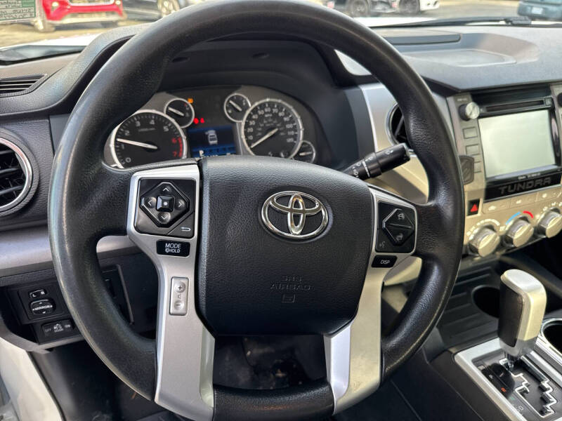 2016 Toyota Tundra SR5