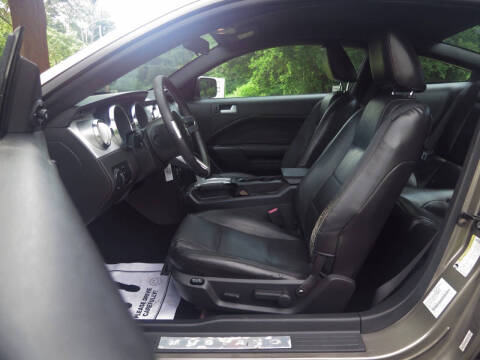 2005 Ford Mustang V6 Premium