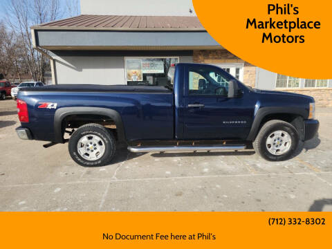 2010 Chevrolet Silverado 1500 for sale at Phil's Marketplace Motors in Arnolds Park IA