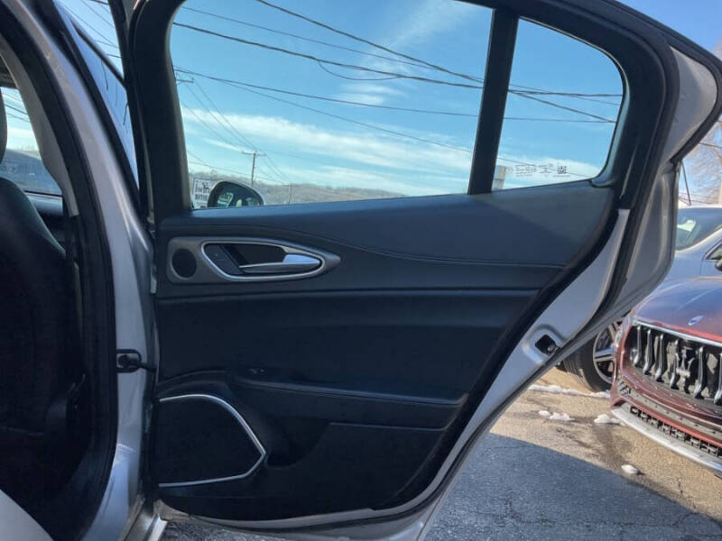 2018 Alfa Romeo Giulia Ti Sport