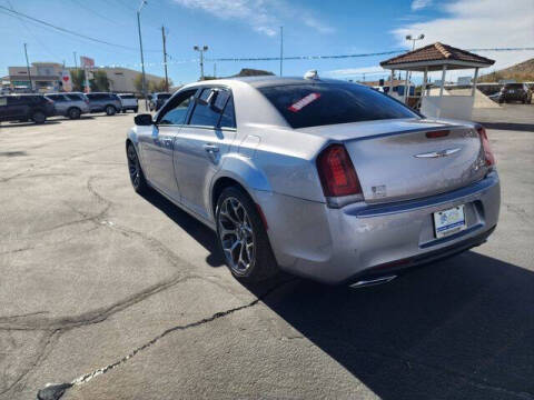 2017 Chrysler 300 S