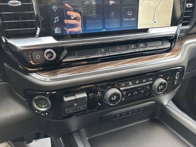 2025 Chevrolet Silverado 3500HD CC LT