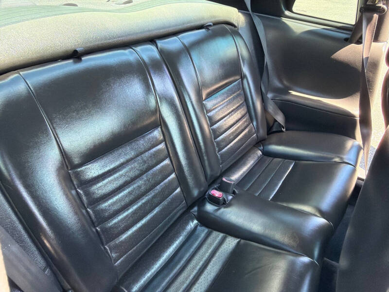 2002 Ford Mustang GT Deluxe