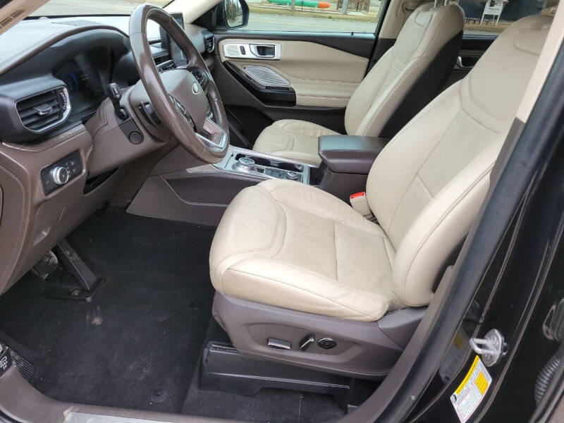 2020 Ford Explorer Platinum