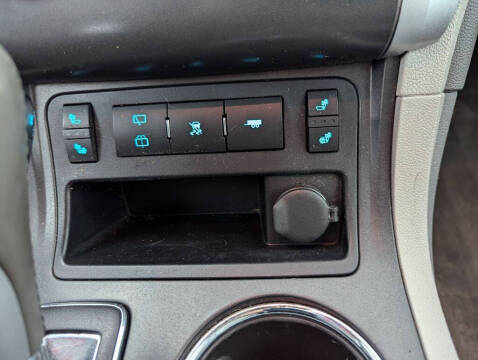 2011 Chevrolet Traverse LT