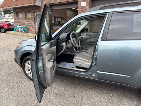 2013 Subaru Forester 2.5X Limited