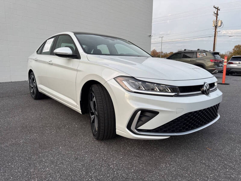 2025 Volkswagen Jetta SEL