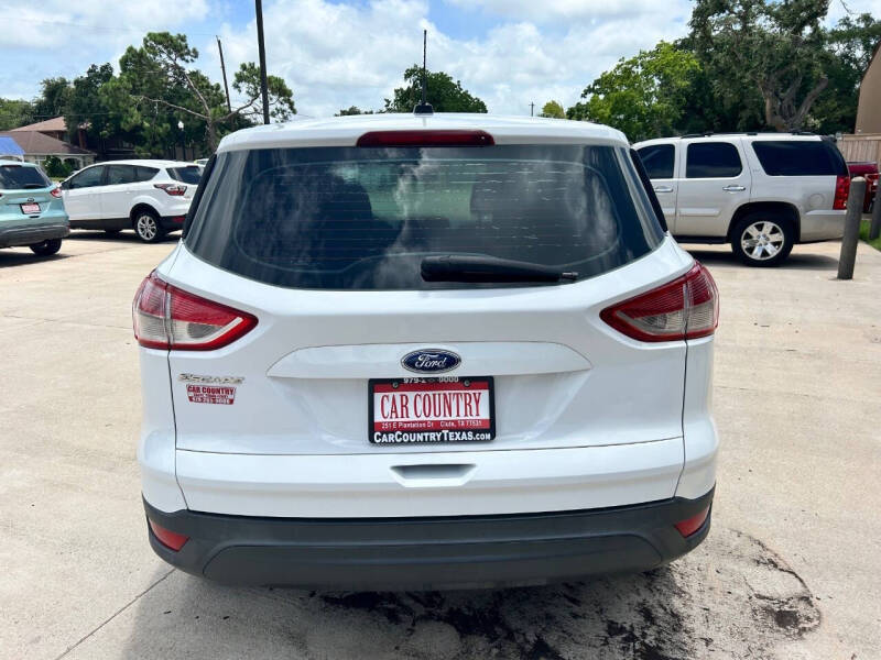 2016 Ford Escape S